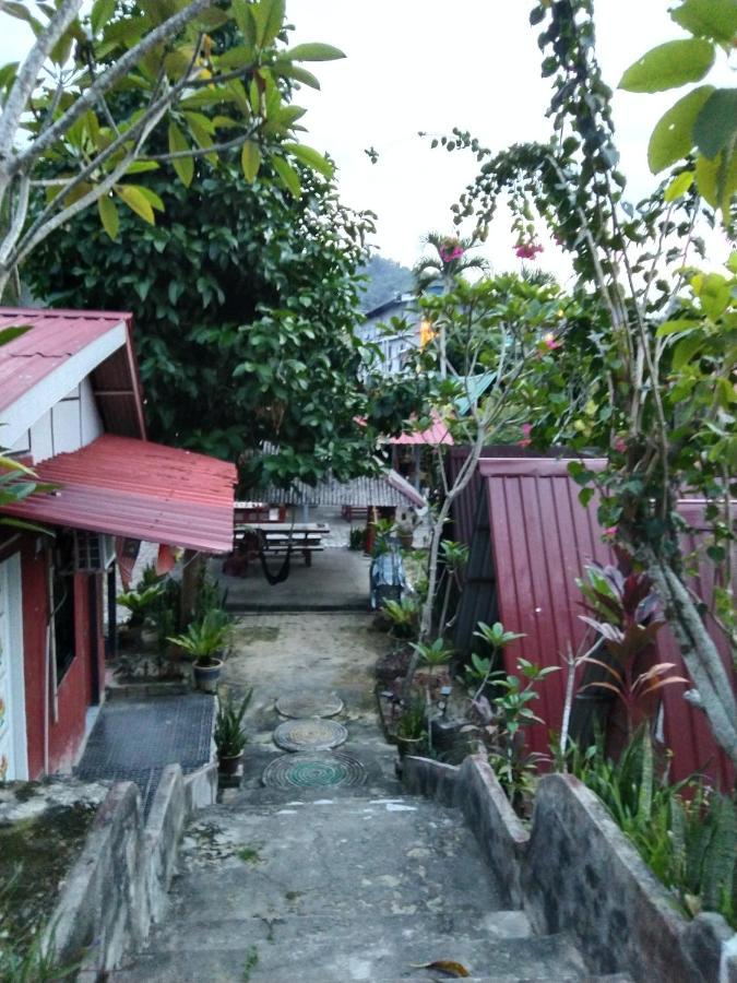 Отель Nazri Nipah Camp Pangkor Кампунг-Телук-Нипах Экстерьер фото