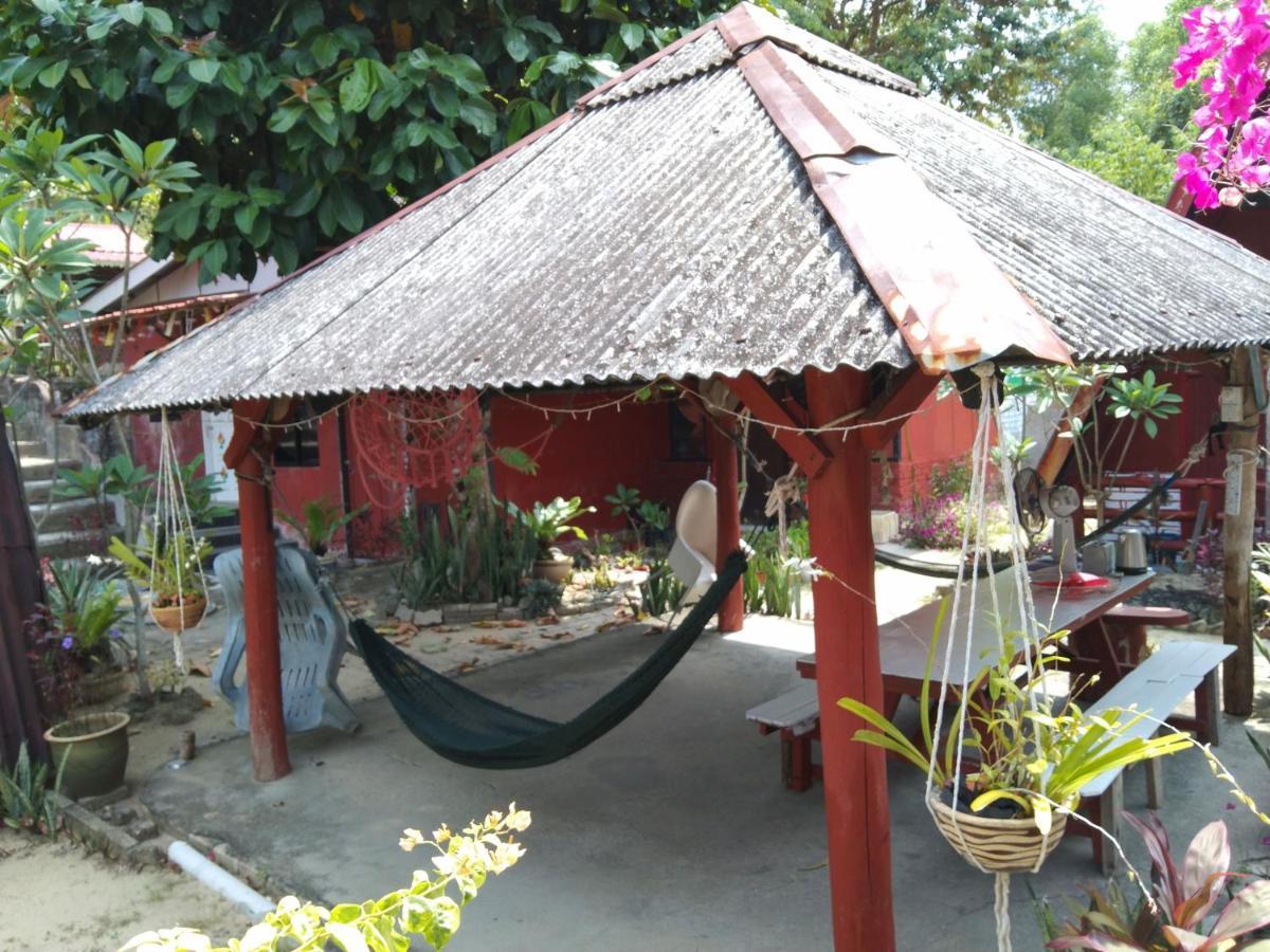 Отель Nazri Nipah Camp Pangkor Кампунг-Телук-Нипах Экстерьер фото