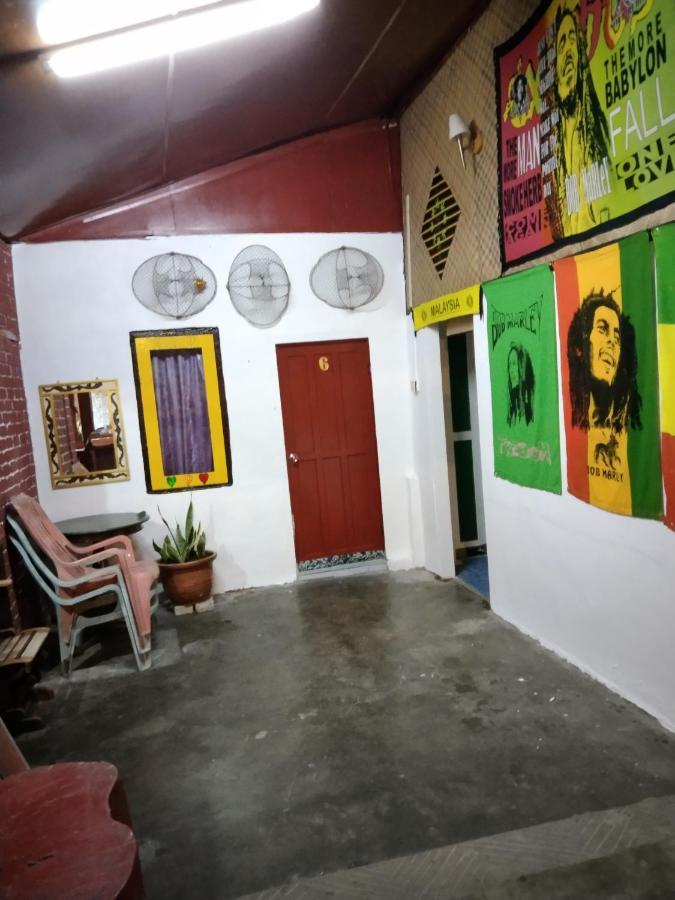 Отель Nazri Nipah Camp Pangkor Кампунг-Телук-Нипах Номер фото